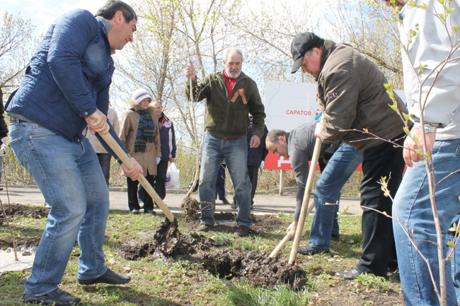Губернатор «променял» субботник на осмотр дорог