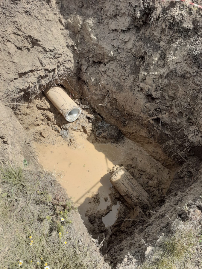 КВС: Проложены уже 286 м водопровода для школы в поселке Иволгино