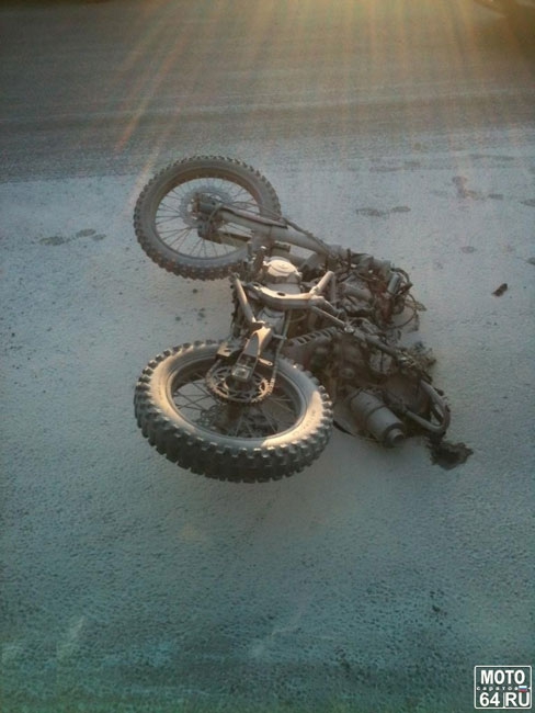 Мотоциклист загорелся после ДТП в Саратове