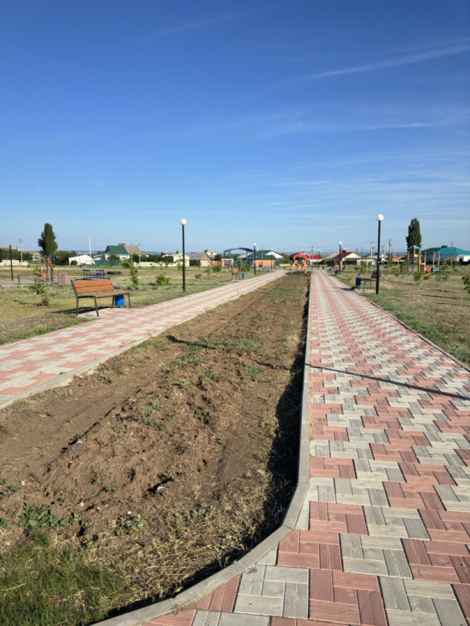 В Новой Терновке по инициативе местных жителей благоустраивают парк «Семейный»