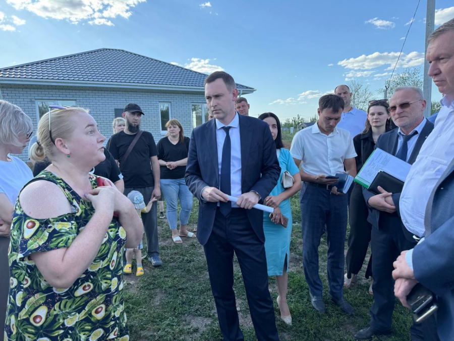 В Энгельсском районе построят сети водоснабжения для многодетных семей