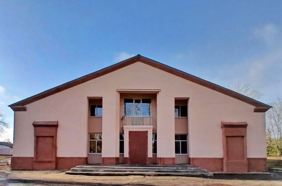 В Балашовском районе по инициативе местных жителей отремонтировали дом культуры
