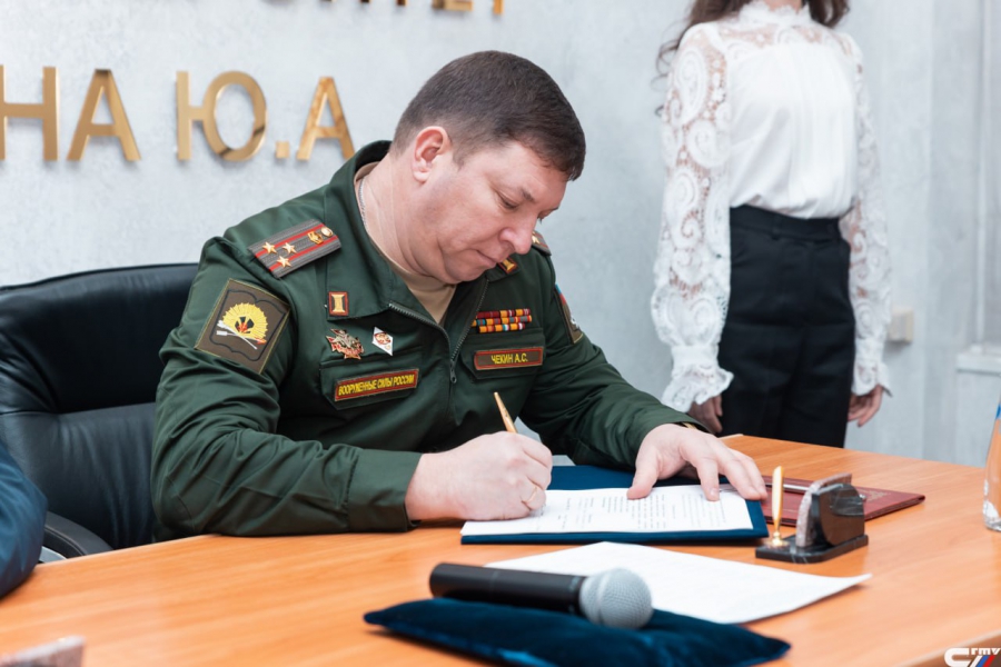 Политех заключил договор о сотрудничестве с Военным училищем РХБЗ