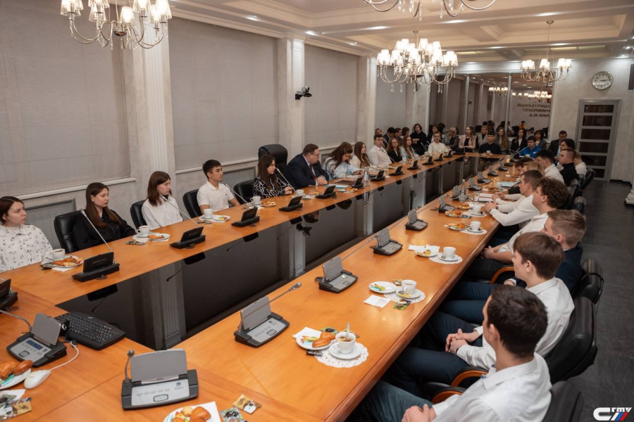 Ректор СГТУ встретился с участниками СВО