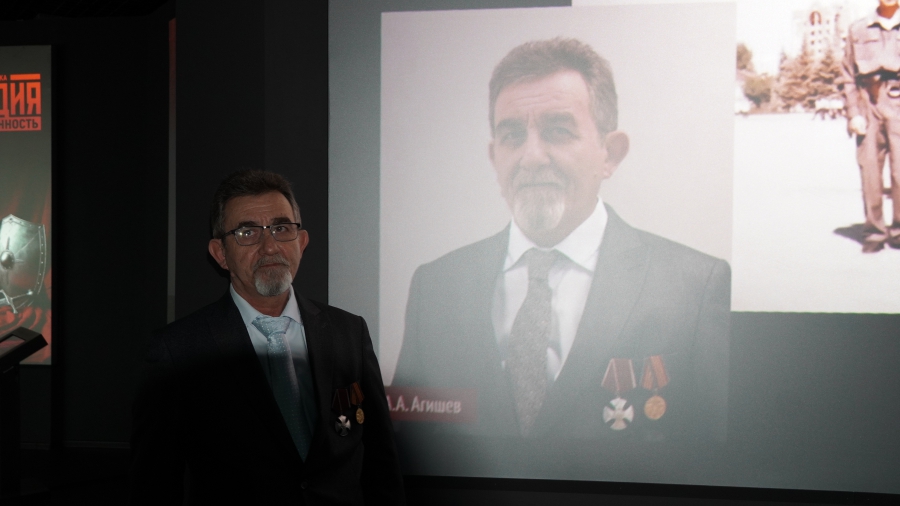 В саратовском музее создали уникальную выставку в честь 10-летия Росгвардии