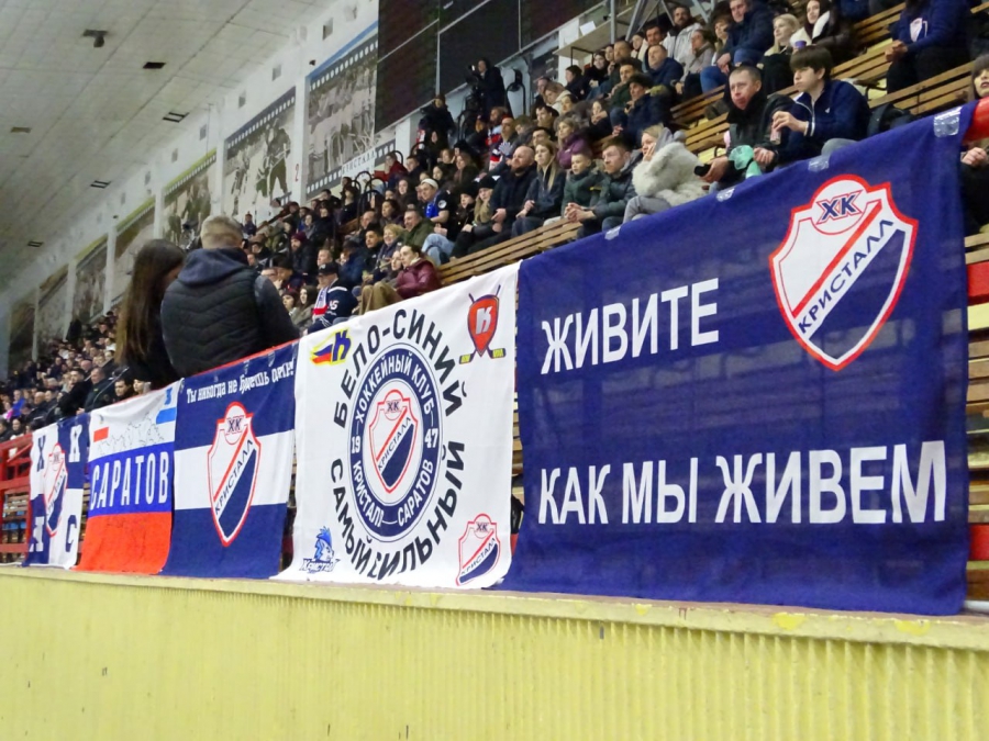 «Кристалл» забросил четыре безответные шайбы «Олимпии»