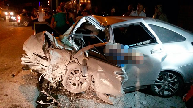 Автокатастрофа на Молочке: Один погиб, трое в тяжелом состоянии