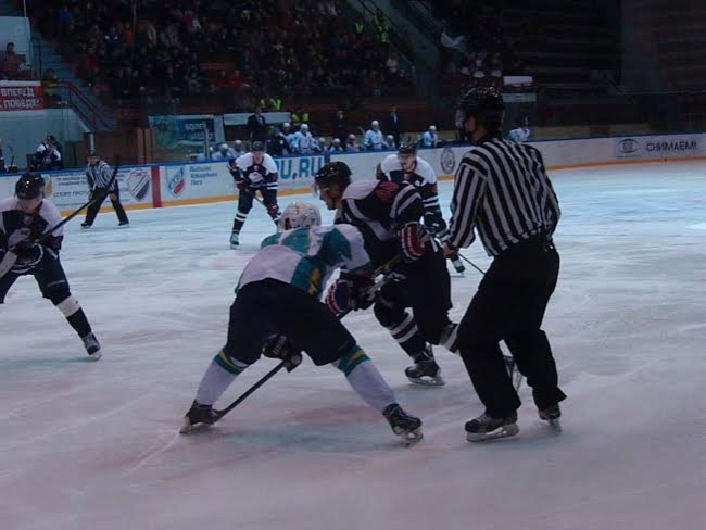 Наставники «Кристалла» и «Торпедо» по-разному объяснили результат буллитов