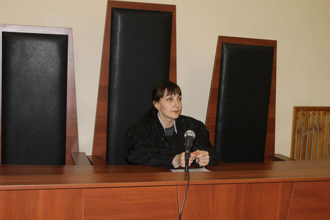 На суде о гибели в сауне прозвучали фамилии Аксененко и Фадеева