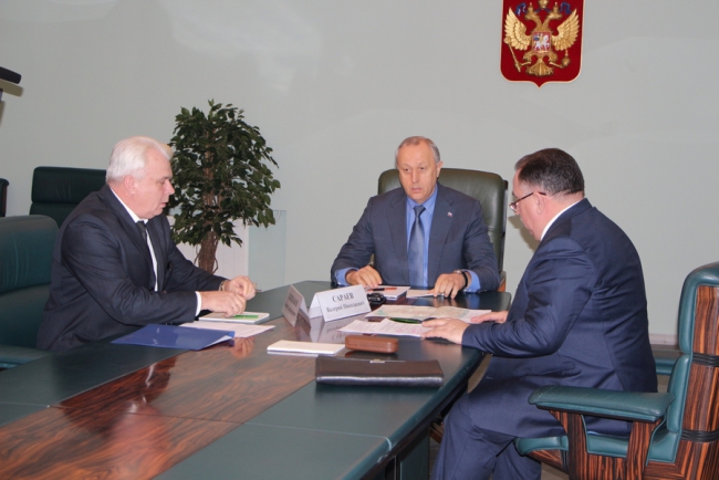 В Саратове появится спецучреждение для уборки снега в центре города