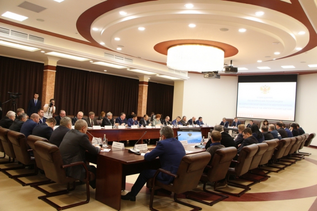 Полпред Бабич отметил в Саратовской области «базу для автопрома»