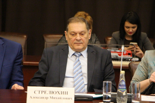 Полпред Бабич отметил в Саратовской области «базу для автопрома»