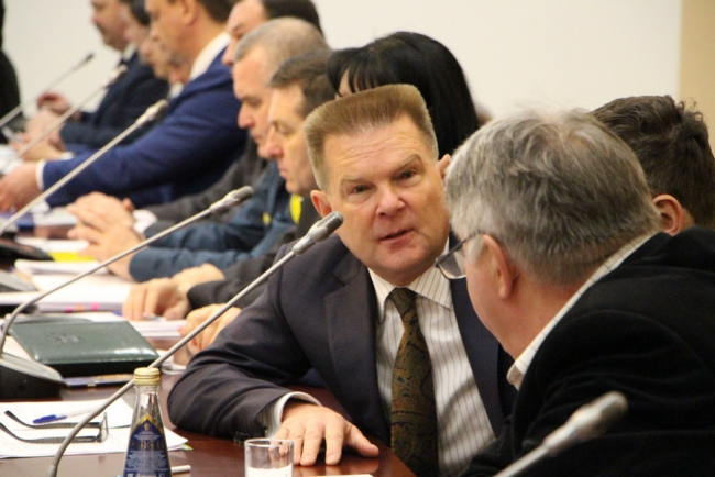 Полпред Бабич отметил в Саратовской области «базу для автопрома»