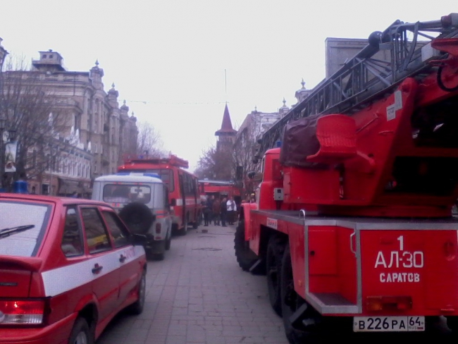 Во время сеанса «Бэтмен против Супермена» загорелся кинотеатр «Пионер»