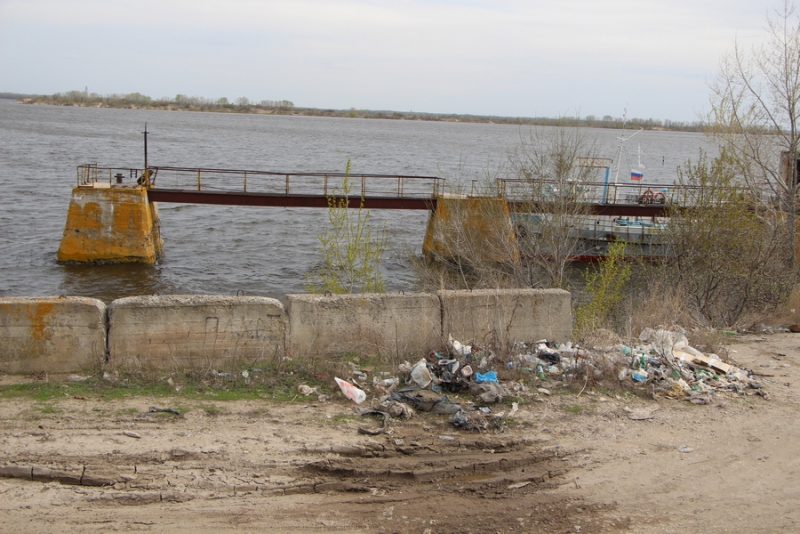 Пилипенко пообещал убрать свалки у железнодорожных путей