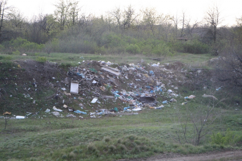 Пилипенко пообещал убрать свалки у железнодорожных путей