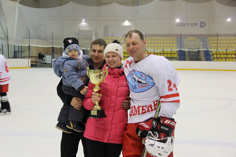 Хоккеисты «Барса» попросили депутата помочь с поездкой на Ночную хоккейную лигу