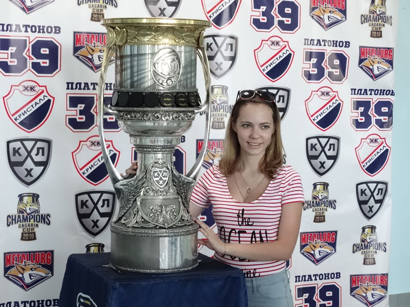 Обладатель Кубка Гагарина пообещал завершить карьеру в родном Саратове