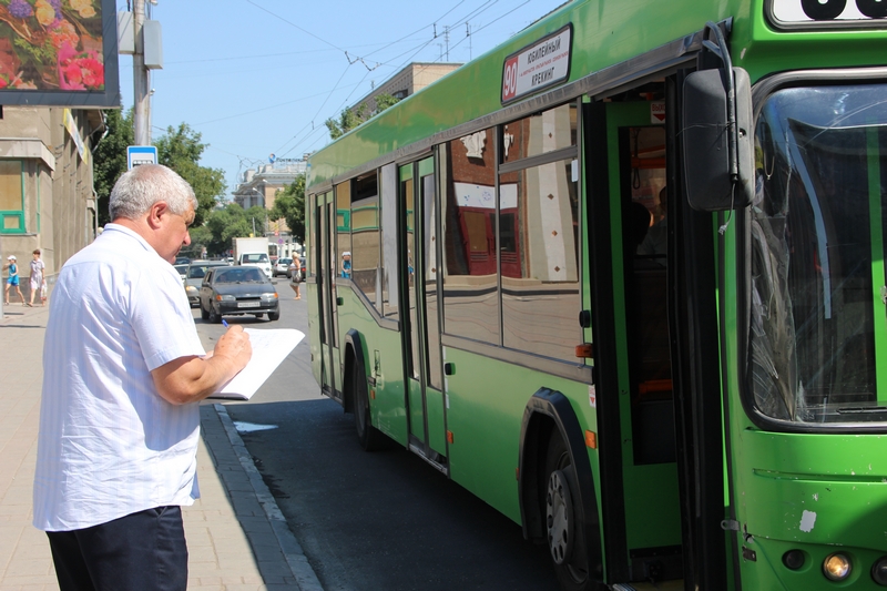Девушке из Африки понравилась температура в саратовском автобусе