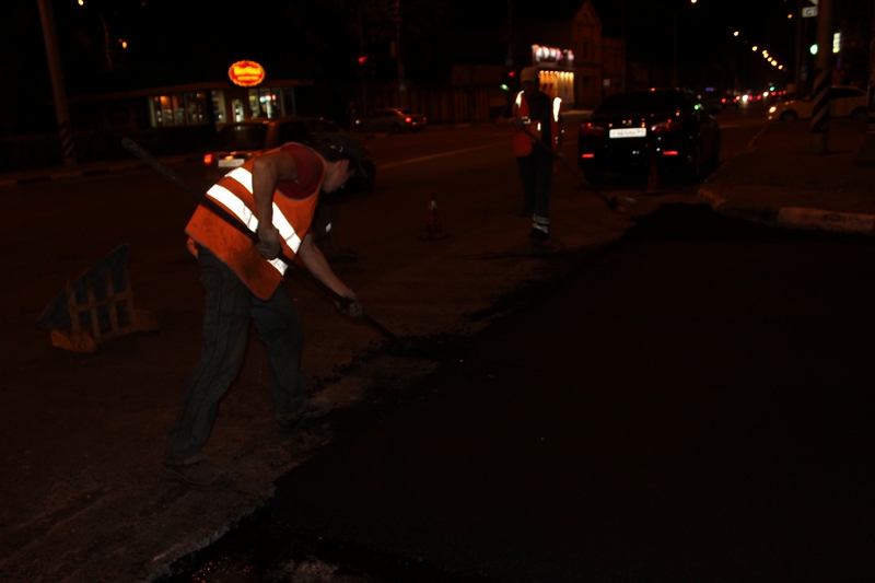 Радаев о темпе работ дорожников: День-ночь, день-ночь