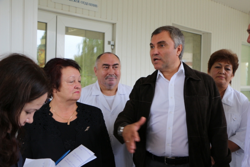 Володин: В школе меня сажали на последнюю парту, чтобы не подсказывал