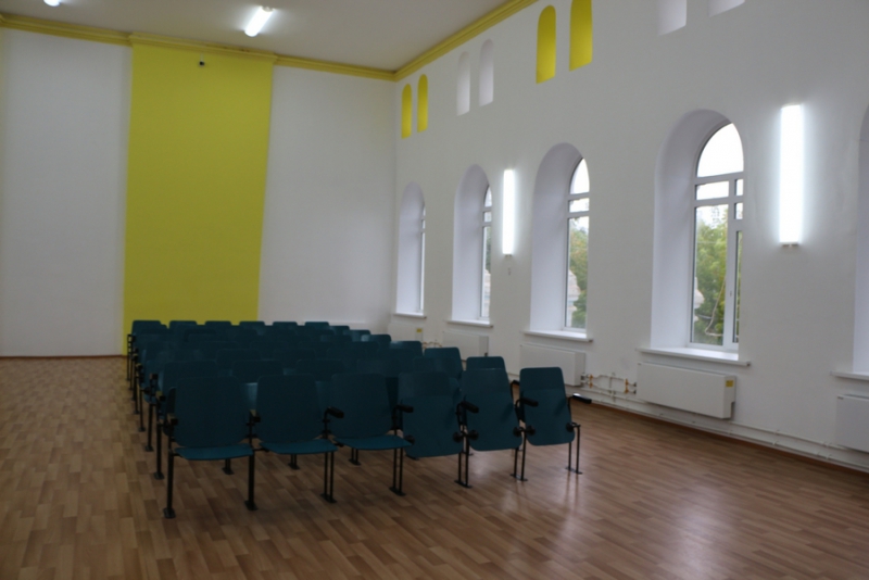 Володин: В школе меня сажали на последнюю парту, чтобы не подсказывал