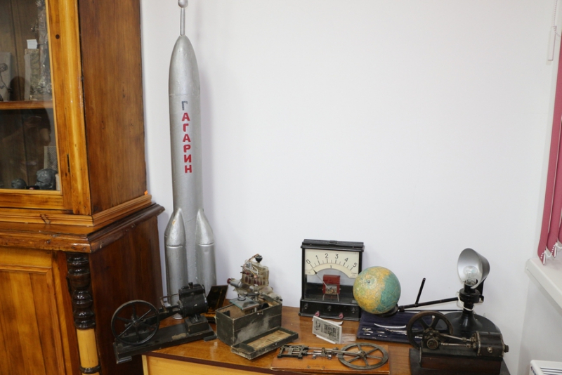 Володин: В школе меня сажали на последнюю парту, чтобы не подсказывал