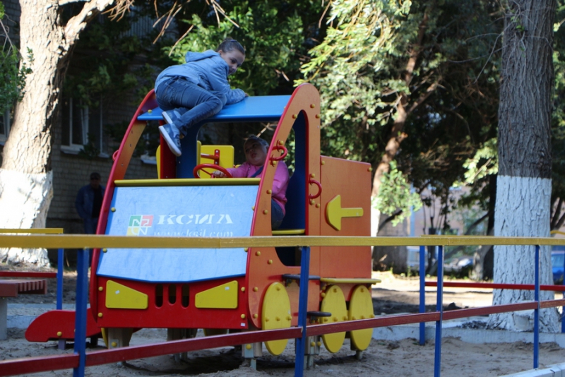 Володин потребовал улучшить качество ремонта дворов