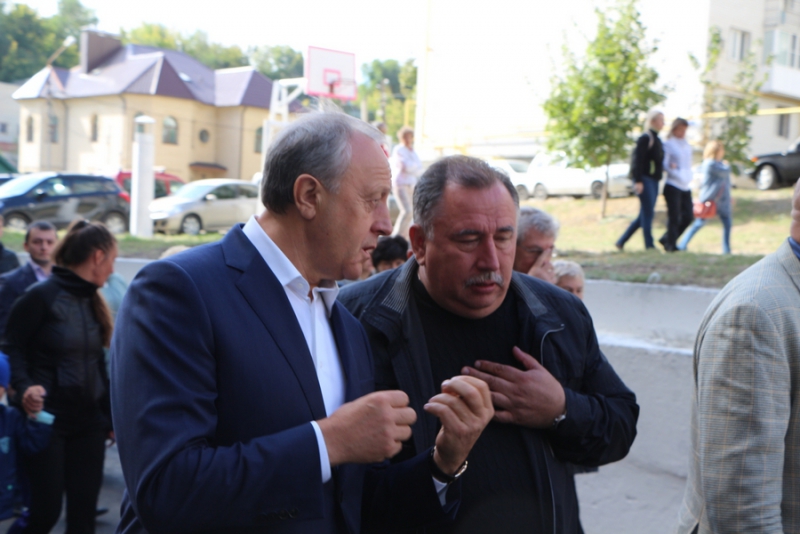 Саратову предложено создать свое ДРСУ для обслуживания дворов