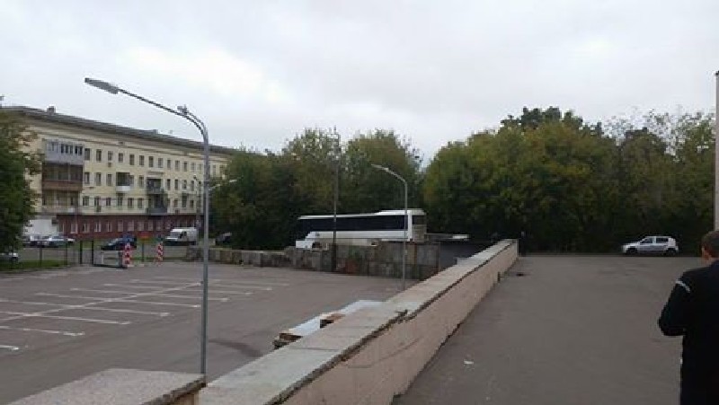 Рашкин обнаружил в Москве подозрительную машину из Саратова