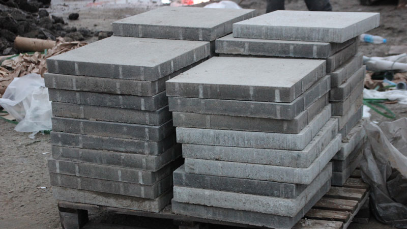 Общественники не поняли, как на забетонированной Волжской чинить коммуникации