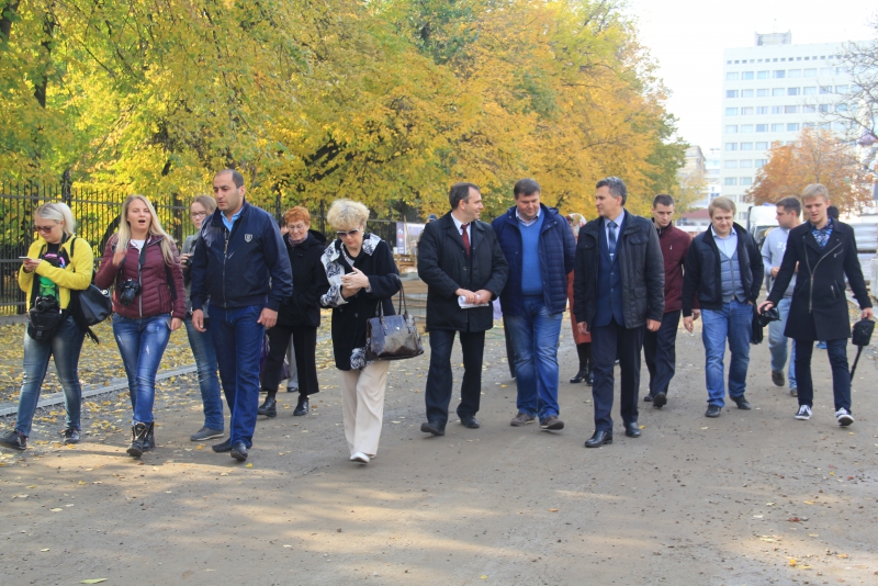 Пешеходную зону на Волжской планируют сделать к концу октября