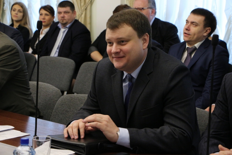 Саратов начнут украшать к Новому году на этой неделе