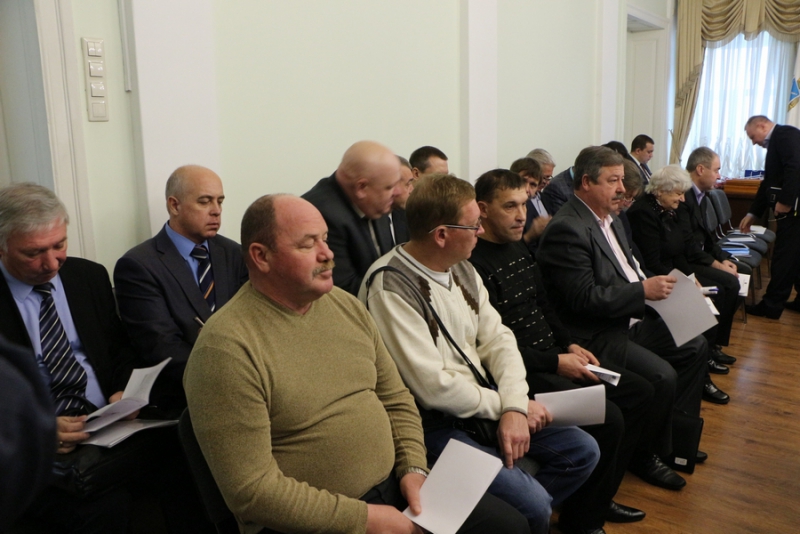 Саратов начнут украшать к Новому году на этой неделе