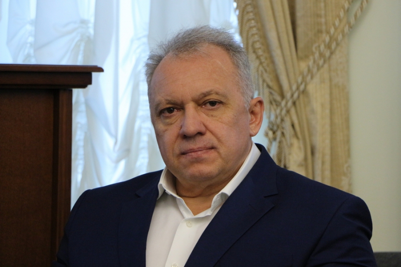 Саратов начнут украшать к Новому году на этой неделе