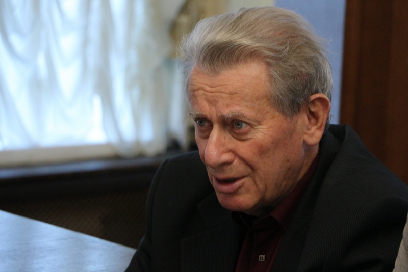 Саратов начнут украшать к Новому году на этой неделе