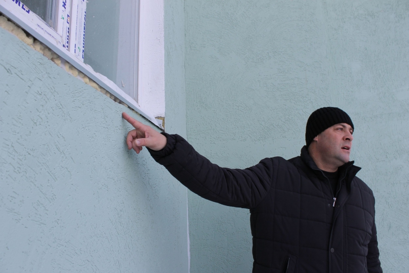 В Ершове новые дома для переселенцев уже нуждаются в капремонте