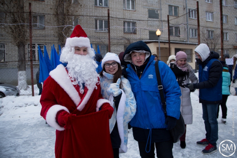 Студенты СГЮА встали на коньки