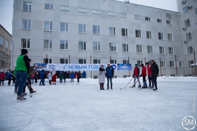 Студенты СГЮА встали на коньки