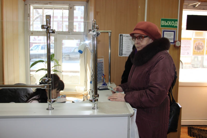 Саратовцы больше не штурмуют пункт по продаже проездных