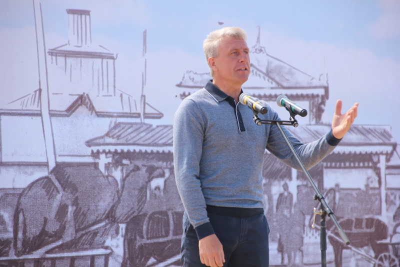 Фестиваль тюльпанов в Саратовской области получился красивым, но пыльным