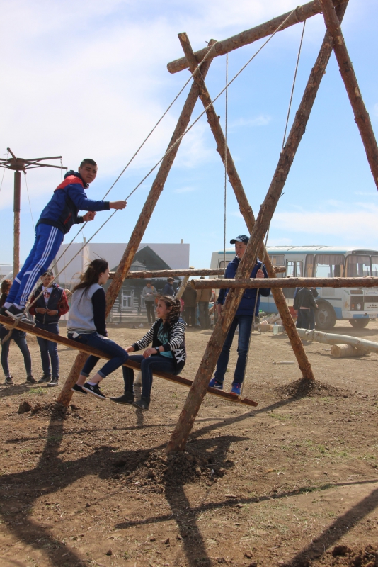 Фестиваль тюльпанов в Саратовской области получился красивым, но пыльным