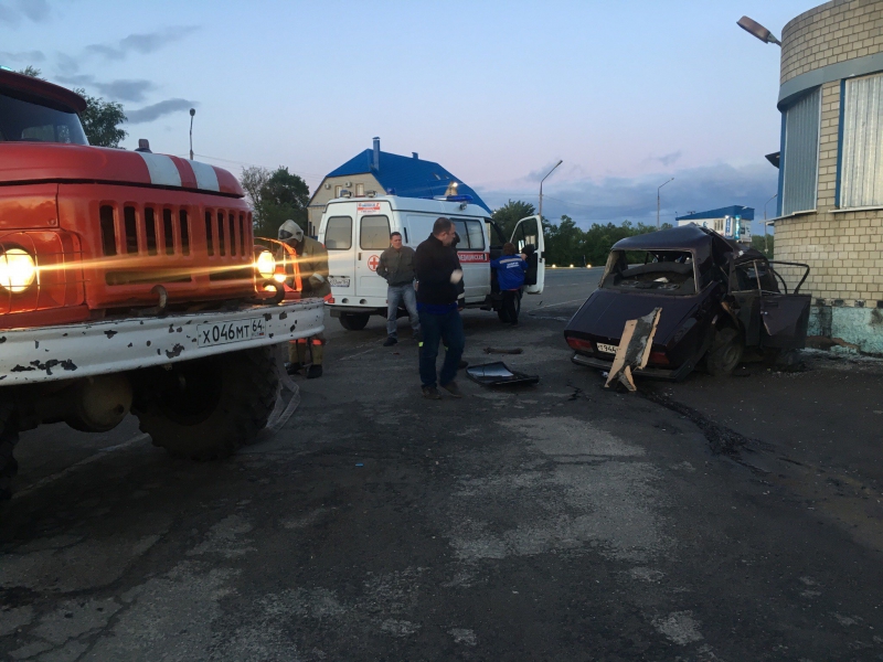 «ВАЗ» врезался в пост ДПС. Водитель погиб