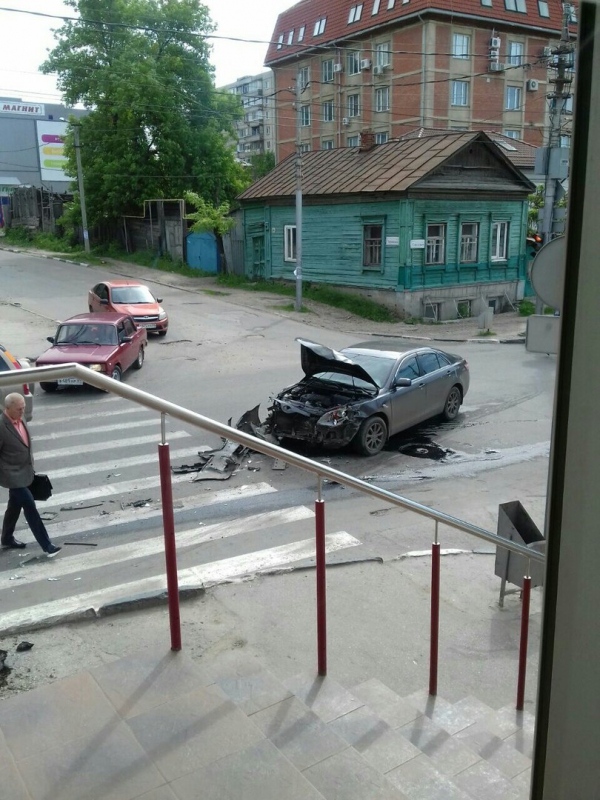 Попавшие в ДТП медики ехали в колонне с пострадавшими при крушении Ан-26