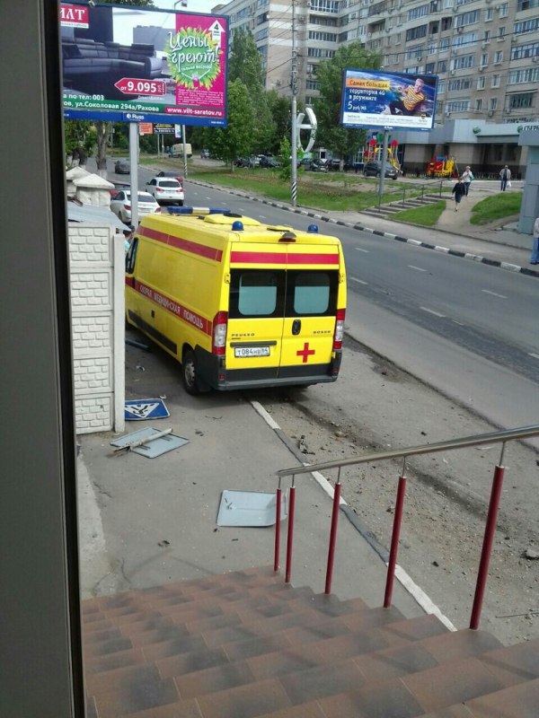 Попавшие в ДТП медики ехали в колонне с пострадавшими при крушении Ан-26