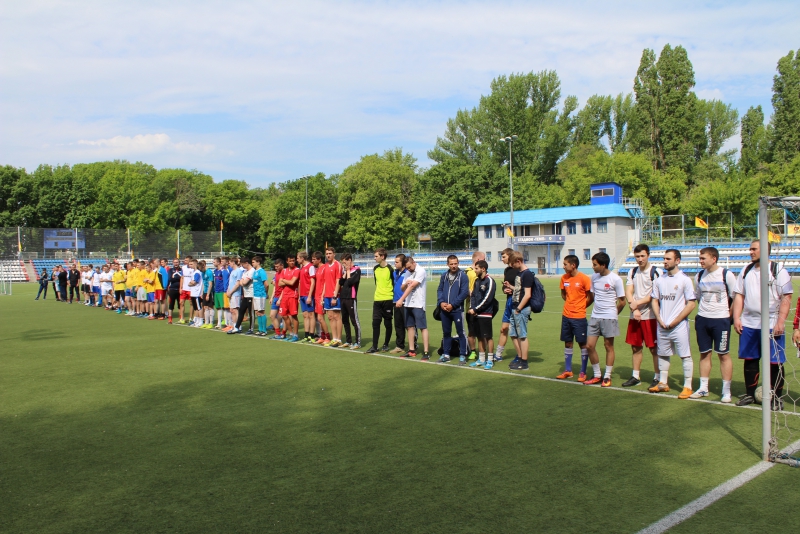 Справедливороссы провели турнир по футболу среди дворовых команд