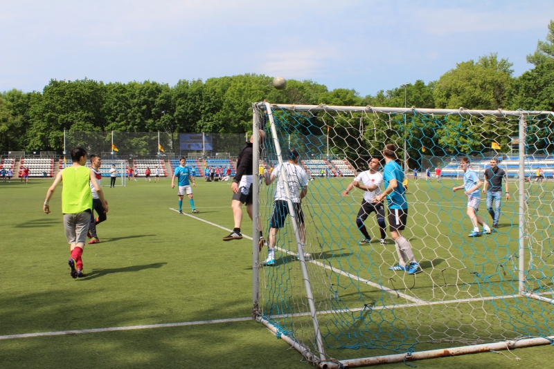 Справедливороссы провели турнир по футболу среди дворовых команд