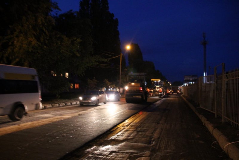 Валерий Радаев призвал дорожных рабочих не создавать пробки в Саратове