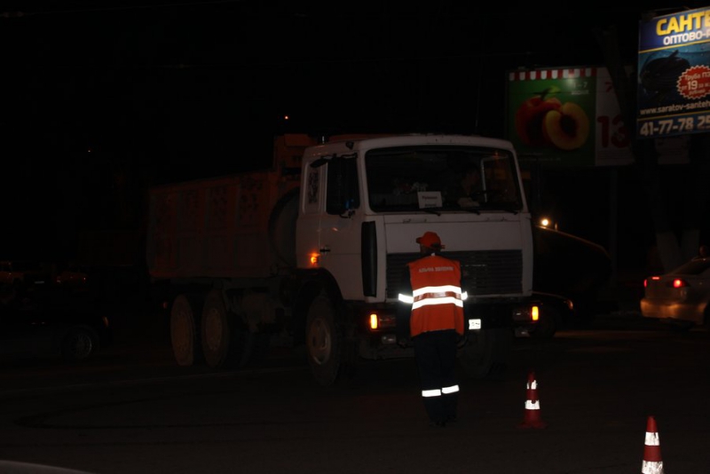 Валерий Радаев призвал дорожных рабочих не создавать пробки в Саратове