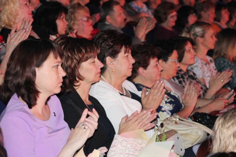 Руслану Алехно в ТЮЗе подпевал весь зал